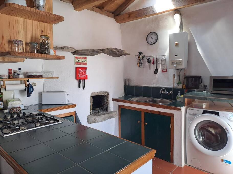 Casita - Your Home In Flores Lajes das Flores Екстериор снимка